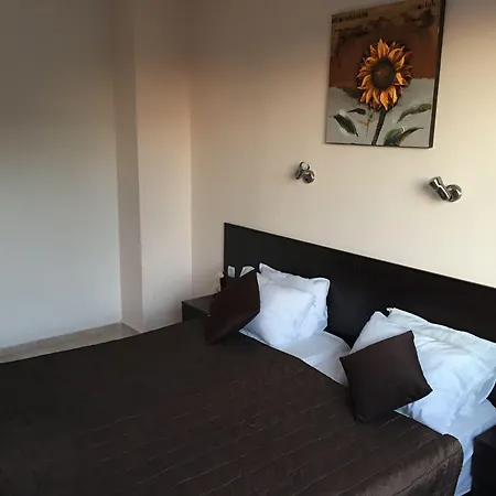Elite Is Located In The Old Town Of Apartment *