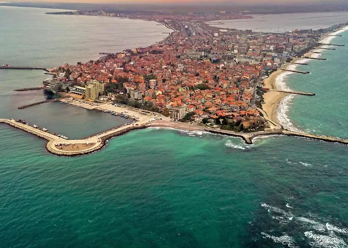 Apartman Elite Is Located In The Old Town Of Pomorie